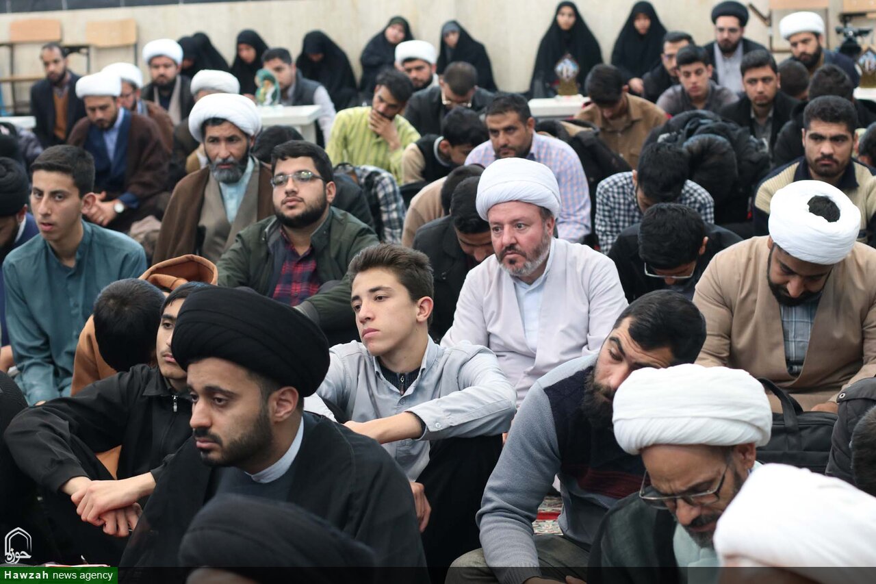 مبلغان، ناجیان غریق فتنه‌های آخرالزمان هستند