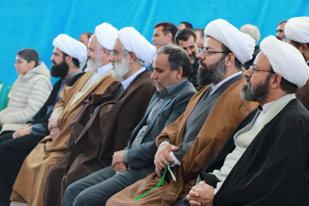 معرفی برگزیدگان دهمین دوره مسابقه ملی حفظ قرآن «سرچشمه» در رفسنجان