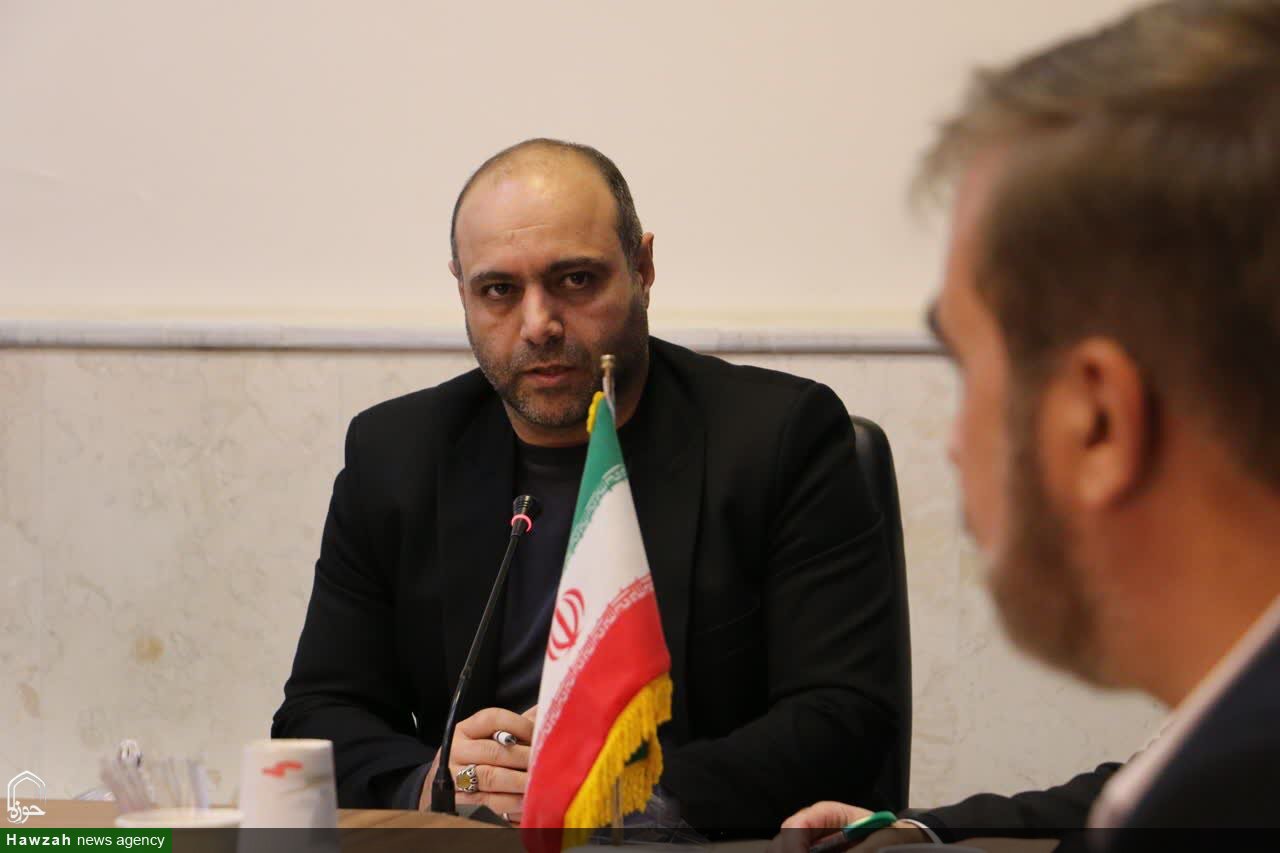 نشست مدیران روابط عمومی مراکز علمی استان قم در دومین همایش «دین، فرهنگ و رسانه‌های نوین»