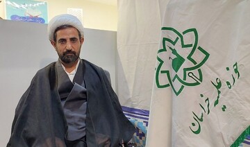 استقبال پررنگ جوانان از غرفه‌های قرآنی حوزه علمیه خراسان در نمایشگاه مشهد