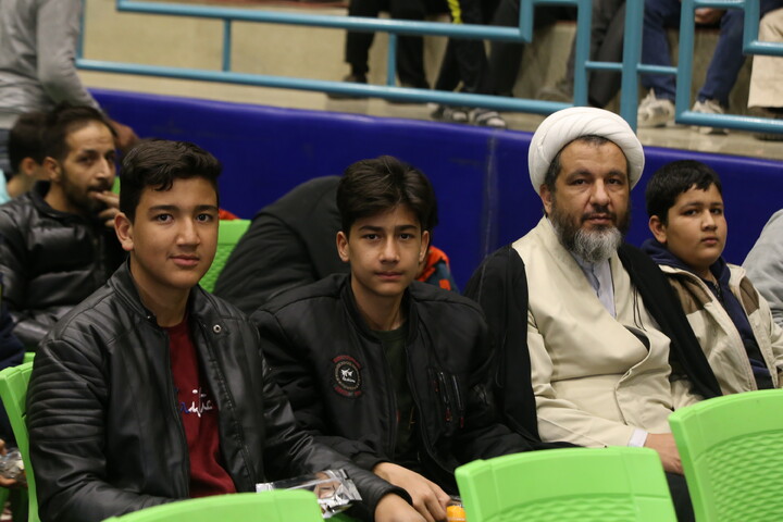 تصاویر / مراسم گرامیداشت یاد و خاطره  روز حماسه و ایثار شهر درچه اصفهان