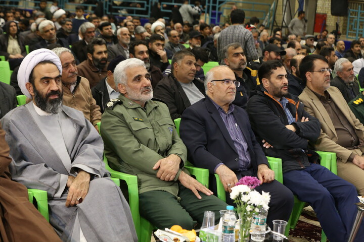 تصاویر / مراسم گرامیداشت یاد و خاطره  روز حماسه و ایثار شهر درچه اصفهان