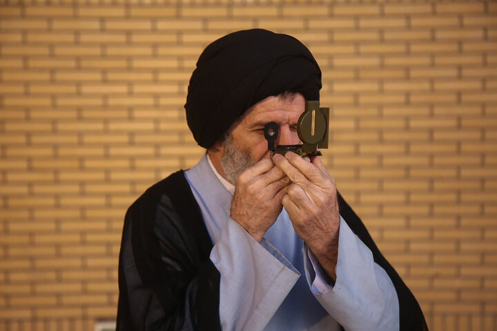 رؤیت هلال ماه رمضان در حرم مطهر بانوی کرامت