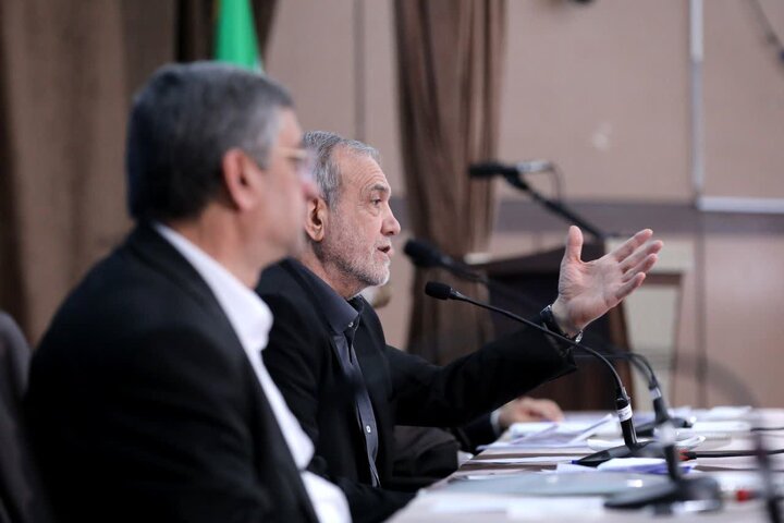 تصاویر/جلسه شورای برنامه‌ریزی و توسعه استان لرستان