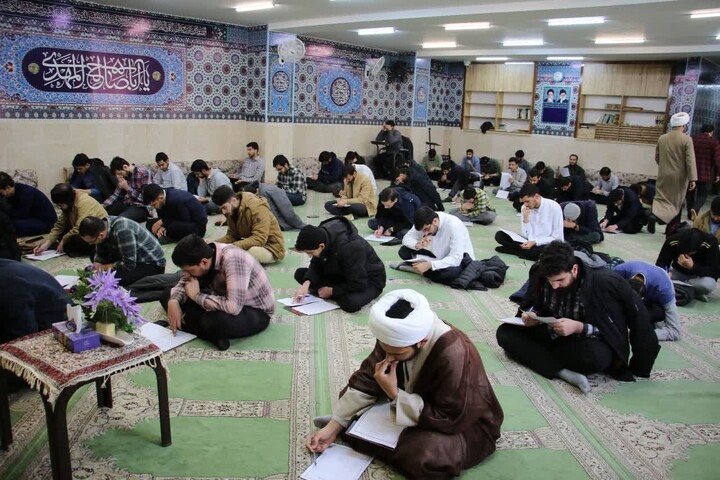 تصاویر| المپیاد علمی در حوزه علمیه اصفهان برگزار شد