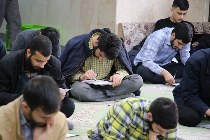 تصاویر| المپیاد علمی در حوزه علمیه اصفهان برگزار شد