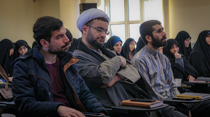 کارگاه مهارتی تبلیغی ویژه مبلّغان در قرارگاه شهید حاجی‌زاده
