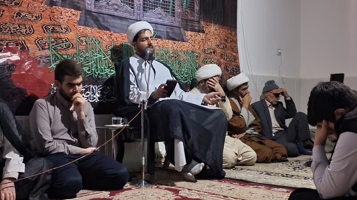 تصاویر| برگزاری مراسم قرائت مناجات شعبانیه در مدرسه علمیه امام محمد باقر علیه السلام خضری