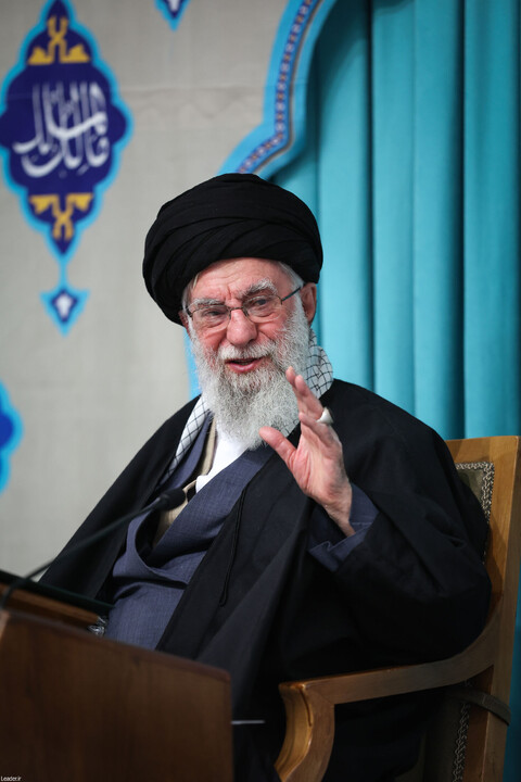 تصاویر/ محفل انس با قرآن کریم با حضور رهبر انقلاب اسلامی