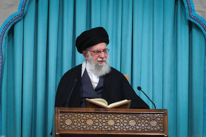 تصاویر/ محفل انس با قرآن کریم با حضور رهبر انقلاب اسلامی