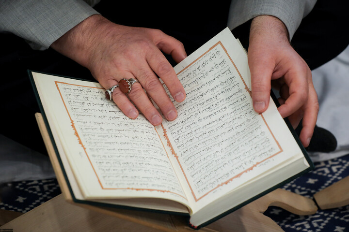 تصاویر/ محفل انس با قرآن کریم با حضور رهبر انقلاب اسلامی