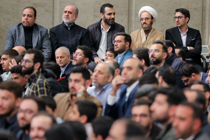 محفل الأنس بـ«القرآن الكريم» بحضور الإمام الخامنئي