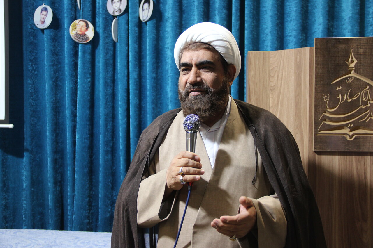 تولیدات علمی و پژوهشی حوزه‌های علمیه در جهت رفع مشکلات جامعه باشد