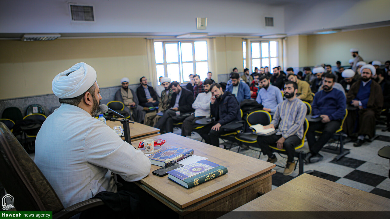تصاویر/ کارگاه مهارتی تبلیغی ویژه مبلّغان در قرارگاه شهید حاجی‌زاده