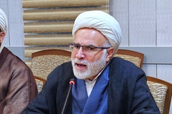 اهدای گواهی‌نامه «معلم قرآنی» به طلاب ممتاز قم/ حمایت مالی از حافظان قرآن در سراسر کشور