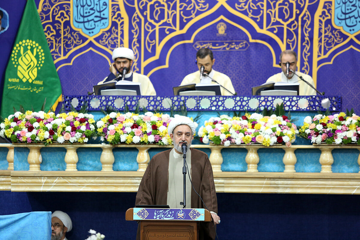 پیشرفت حقیقی در سایه استقلال و اقتدار حاصل می‌شود