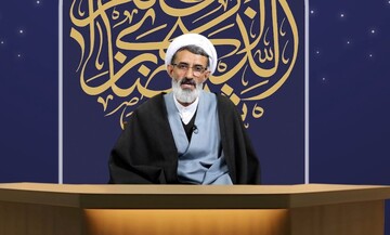 قرآن، راهنمای انسان به سوی صراط مستقیم و سعادت نهایی است