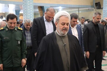 تصاویر/ آیین عبادی سیاسی نماز جمعه نوشین شهر