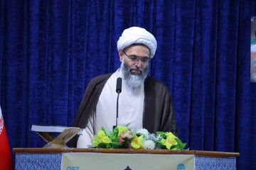 هدف آمریکا بلعیدن ایران است/ تهدیدات غرب نشانه ضعف و زوال امپراتوری فاسد آن‌ها است