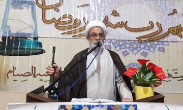 روزه حقیقی، صیانت از چشم، گوش و دل در برابر گناه است