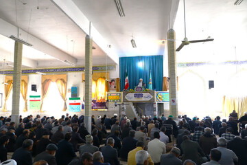 تصاویر| مراسم نماز جمعه قاین در هفته اول ماه مبارک رمضان