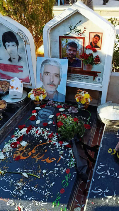 مراسم چهلمین روز شهادت احد زرنگی‌پور در گلزار شهدای کرمان