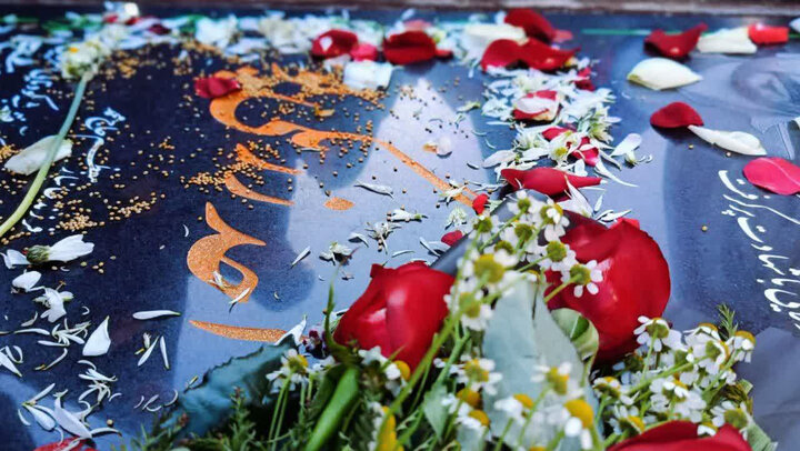 مراسم چهلمین روز شهادت احد زرنگی‌پور در گلزار شهدای کرمان