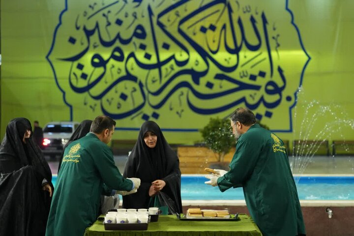 تصاویر/ آیین غبارروبی مضجع شریف و نورانی امامزاده صالح(ع)