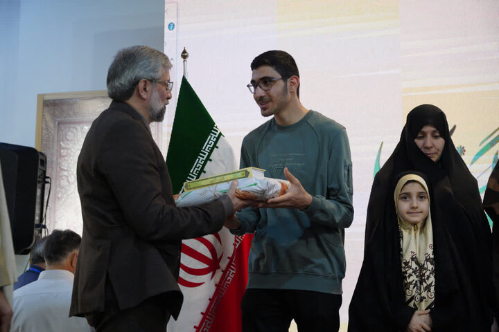 حضور فعال حوزه علمیه خراسان در نوزدهمین نمایشگاه بین‌المللی قرآن و عترت مشهد