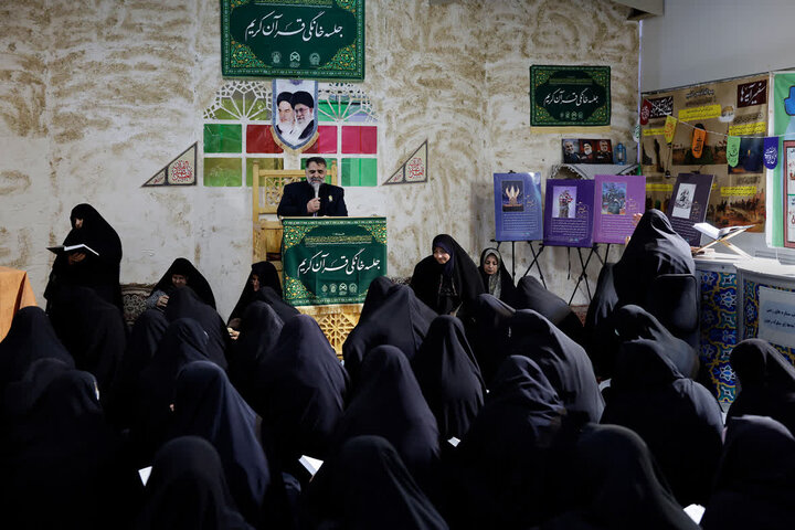 حضور فعال حوزه علمیه خراسان در نوزدهمین نمایشگاه بین‌المللی قرآن و عترت مشهد