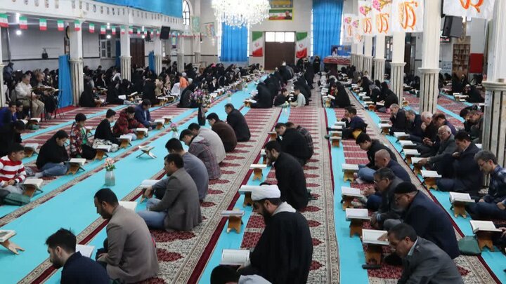 تصاویر/ اولین روز از جزء خوانی قرآن کریم در شاهین دژ