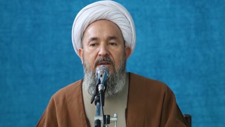 تصاویر/ اولین روز از جزء خوانی قرآن کریم در شاهین دژ