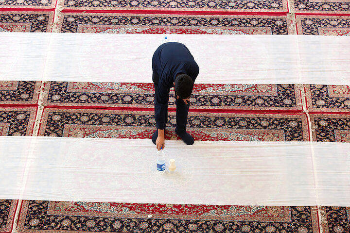 سفره افطاری حرم حضرت معصومه (س) در نخستین شب ماه مبارک رمضان