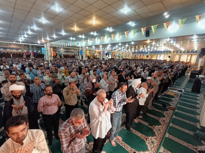 نماز جمعه بوشهر به روایت تصویر