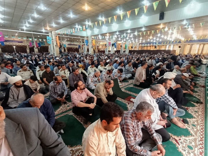 نماز جمعه بوشهر به روایت تصویر