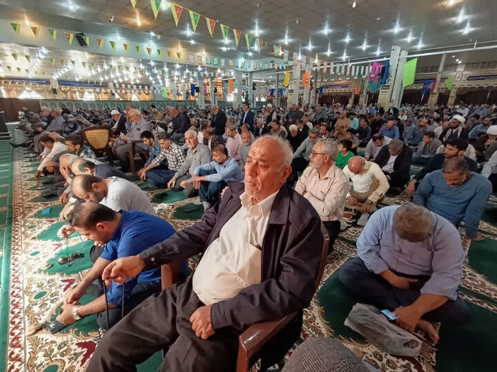نماز جمعه بوشهر به روایت تصویر