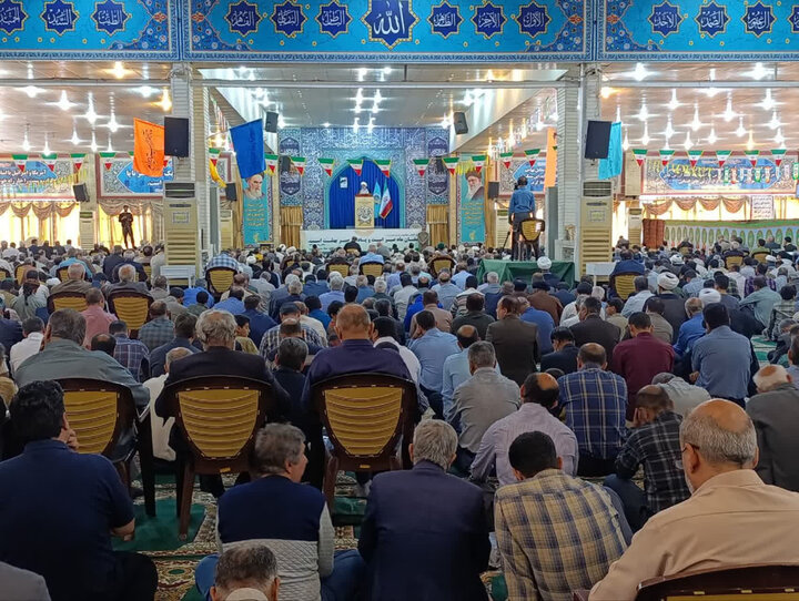 نماز جمعه بوشهر به روایت تصویر