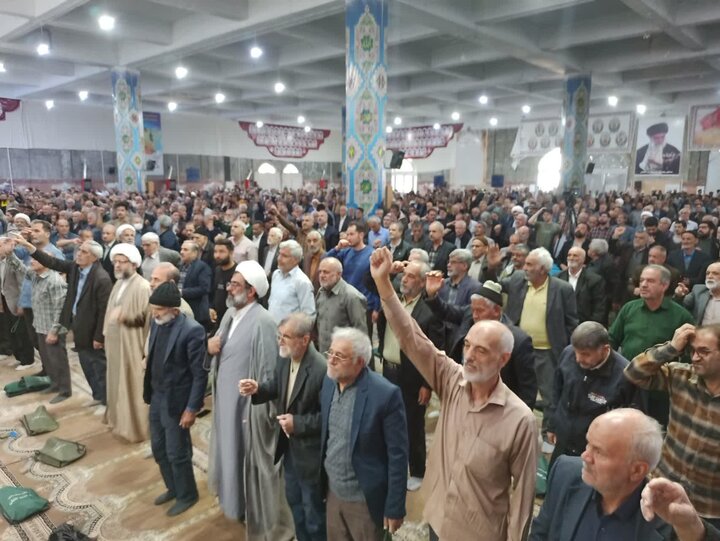 تصاویر/ نمازعبادی سیاسی جمعه کاشان
