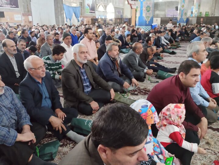تصاویر/ نمازعبادی سیاسی جمعه کاشان