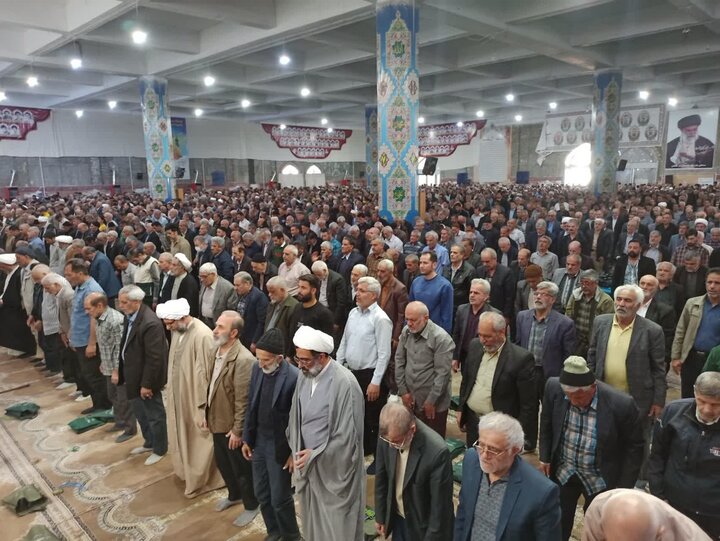 تصاویر/ نمازعبادی سیاسی جمعه کاشان