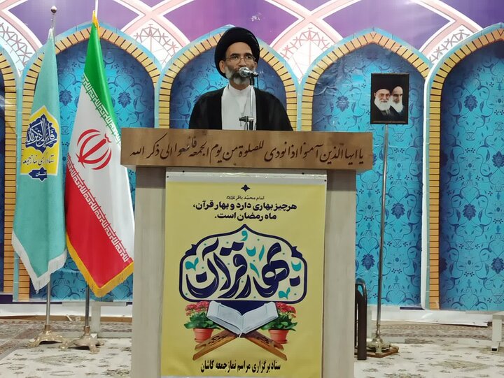 تصاویر/ نمازعبادی سیاسی جمعه کاشان