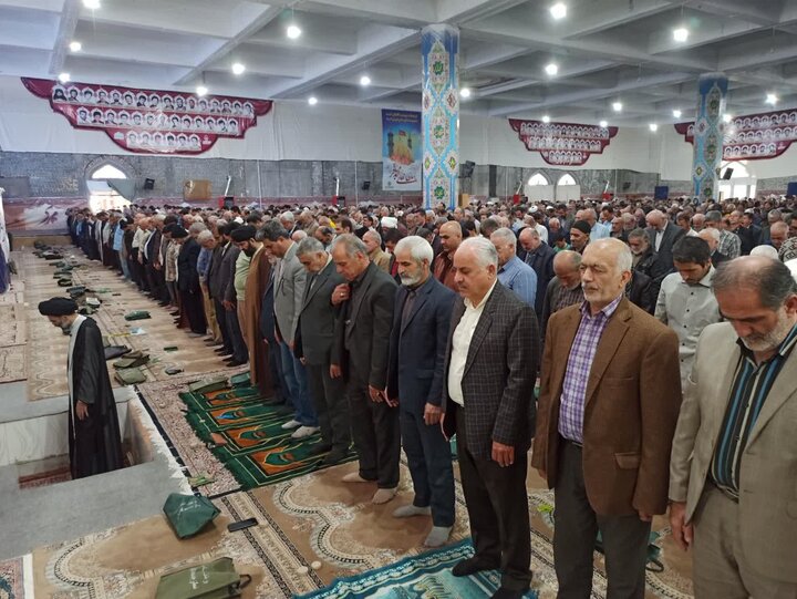 تصاویر/ نمازعبادی سیاسی جمعه کاشان