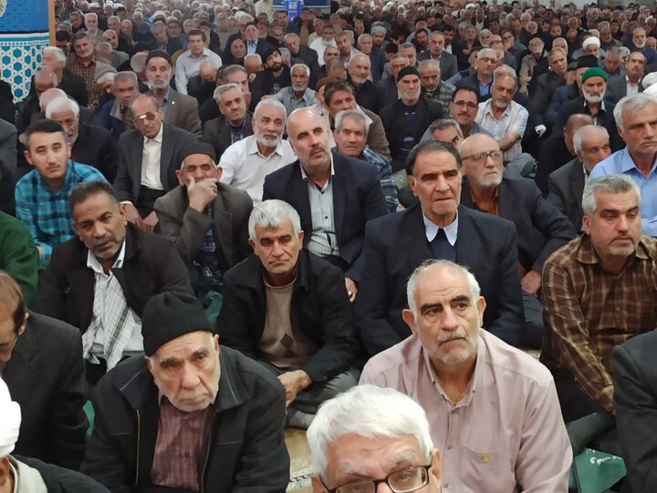 تصاویر/ نمازعبادی سیاسی جمعه کاشان