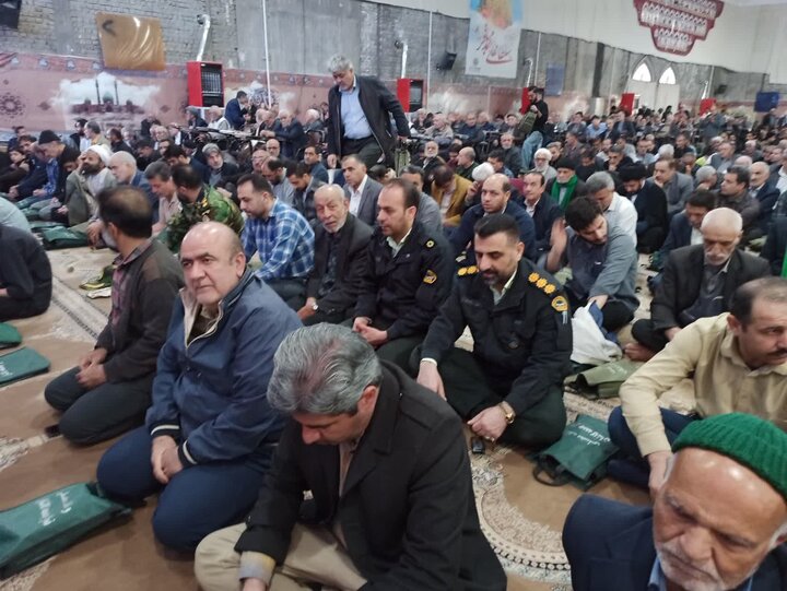 تصاویر/ نمازعبادی سیاسی جمعه کاشان