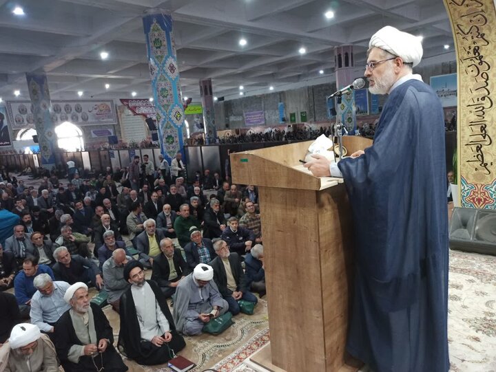 تصاویر/ نمازعبادی سیاسی جمعه کاشان