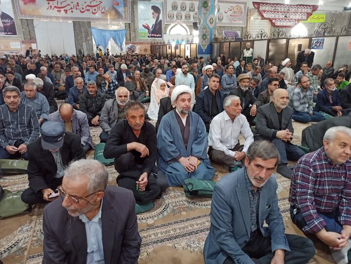 تصاویر/ نمازعبادی سیاسی جمعه کاشان