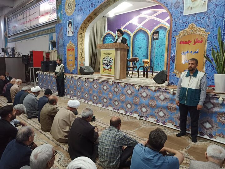 تصاویر/ نمازعبادی سیاسی جمعه کاشان