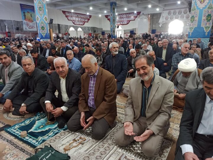 تصاویر/ نمازعبادی سیاسی جمعه کاشان