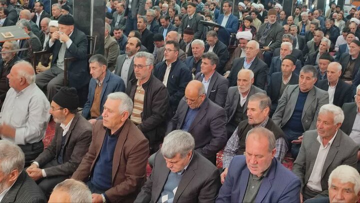 تصاویر/ آیین عبادی سیاسی نماز جمعه چهاربرج