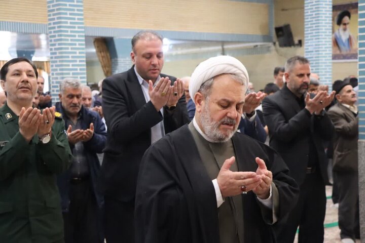 تصاویر/ آیین عبادی سیاسی نماز جمعه نوشین شهر